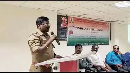 வாகன ஓட்டிகள் உறங்குவதை எச்சரிக்கும்வகையில் புதிய செயலி உருவாக்கம்