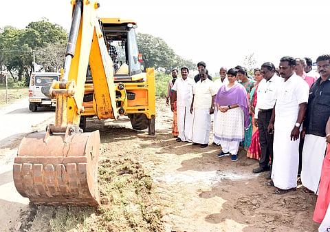 அரியலூர் மாவட்டத்தில் ரூ.8.15 கோடியில் சாலை தரம் உயர்த்துதல் பணிக்கான அடிக்கல் நாட்டு விழா
