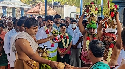 பொன்னகரத்தில் ஆதிகேசவ பெருமாள்  கோவில் ராஜகோபுர அடிக்கல் நாட்டு விழா