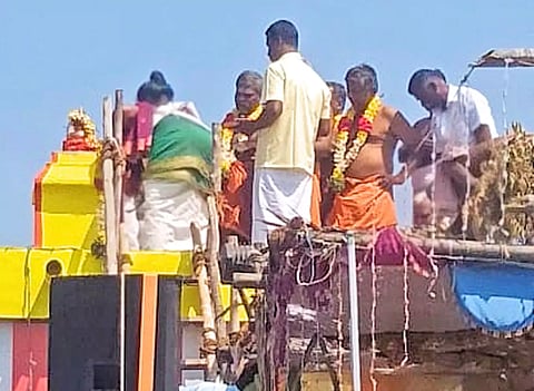 கும்பாபிஷேக விழா நடந்த போது எடுத்த படம்.