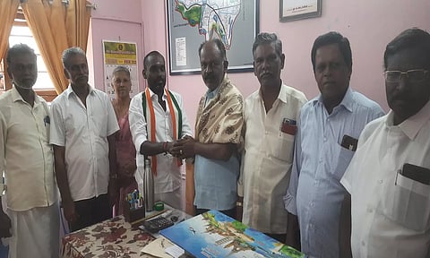 போக்குவரத்து நெருக்கடியை தவிர்க்க கொட்டாரம் பஸ் நிலையத்தை இடமாற்றம் செய்ய வேண்டும்