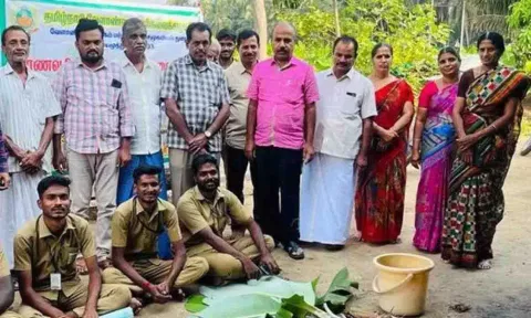 &nbsp;வாழை சாகுபடியில் கன்று நேர்த்தி குறித்து செயல் விளக்கம் அளிக்கப்பட்ட காட்சி.