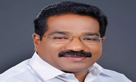 மேயர் மகேஷ்&nbsp;