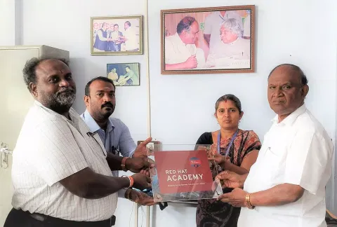 சிவகாசி பி.எஸ்.ஆர். பொறியியல் கல்லூரியின் அசோசியேஷன் பார் கம்ப்யூட்டிங் மெஷினரி அமைப்பின் மூலமாக ரெட்ஹாட் நிறுவனத்துடன் புரிந்துணர்வு ஒப்பந்தம் செய்யப்பட்டது.&nbsp;