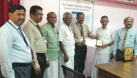 இளையான்குடி கல்லூரி பேராசிரியருக்கு விருது