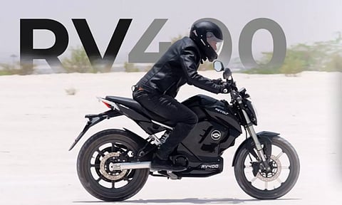ரெவோல்ட் RV400 எலெக்ட்ரிக் பைக் முன்பதிவு மீண்டும் துவக்கம்