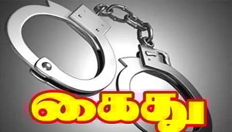 மோட்டார் சைக்கிள் திருடிய சேலம் வாலிபர்கள் 2 பேர் கைது
