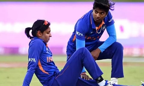 ஹர்மன்ப்ரீத் கவுர் விளையாடுவது சந்தேகம்: அரையிறுதியில் இருந்து பூஜா வஸ்த்ரகர் விலகல்