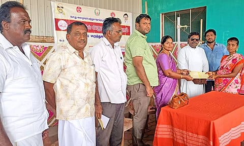 சிறப்பு மருத்துவ முகாம் நடைபெற்றபோது எடுத்த படம்.