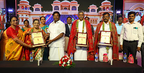 தனலட்சுமி சீனிவாசன் கல்லூரியில் நட்சத்திரக் கலைவிழா