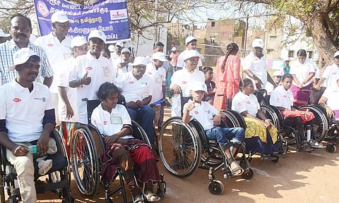 சென்னை நேரு பூங்கா விளையாட்டு மைதானத்தில் நடைபெற்ற மாற்றுத்திறனாளிகளுக்கான விளையாட்டுப் போட்டிகள்