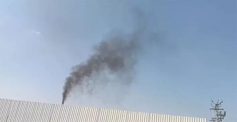 திருச்சி வண்ணாங்கோவில் அருகே தார் உற்பத்தி ஆலையின் புகை மூட்டத்தால் 10 பேர் மயக்கம்