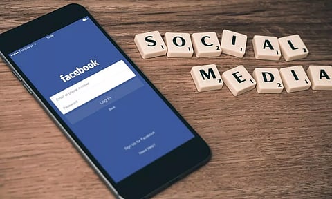 குழந்தைகளின் ஆபாச படத்தை சமூக வலைதளத்தில் பரப்பிய என்ஜினீயர் உள்பட 12 பேர் கைது