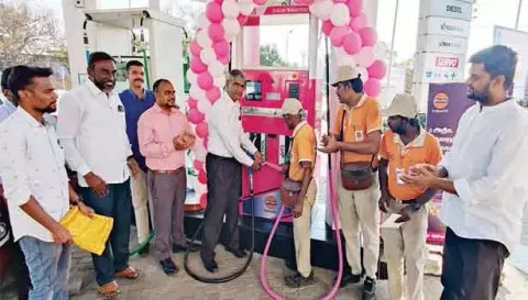 பத்மாவதி ஆட்டோ சர்வீசில் புதிய வகை பெட்ரோல், டீசல் அறிமுகம்