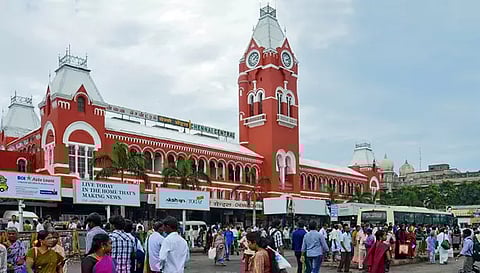 இந்தியாவிலேயே முதல்முறையாக சென்னை சென்ட்ரல் அமைதியான ரெயில் நிலையமாக மாறியது