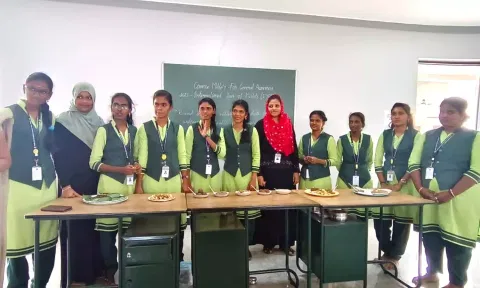 விழிப்புணர்வு முகாம் நடந்த போது எடுத்த படம்.