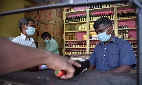 காஞ்சிபுரம் மாவட்டத்தில் மதுக்கடைகள் 4-ந் தேதி மூடல்