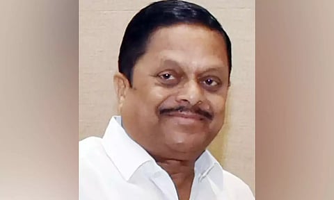 பேனர் வைத்த வழக்கு: அமைச்சர் ராமச்சந்திரன் மீதான வழக்கு தள்ளுபடி