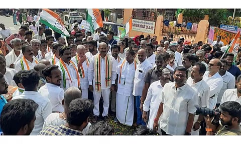 லாஸ்பேட்டையில் காங்கிஸ் பாதயாத்திரை நடந்த போது எடுத்த படம்.