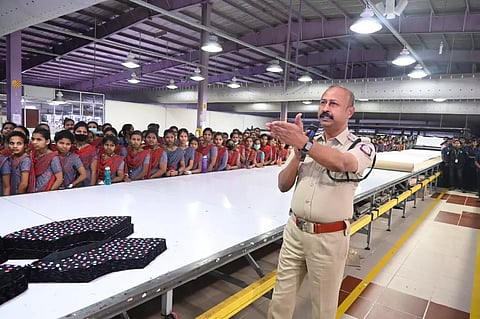 வட மாநில தொழிலாளர்கள் புகார் தெரிவிக்க புகார் எண்கள் அறிவிப்பு