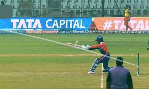 மகளிர் பிரீமியர் லீக் கிரிக்கெட்: நோ-பால், வைடுக்கு டி.ஆர்.எஸ். முறை