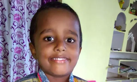 வீட்டுப்பாடம் செய்யாததால் ஆசிரியை பிரம்பால் அடித்ததில் 3-ம் வகுப்பு மாணவன் மரணம்