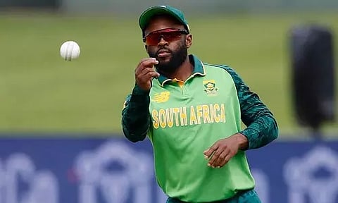 டெம்பா பவுமா 
