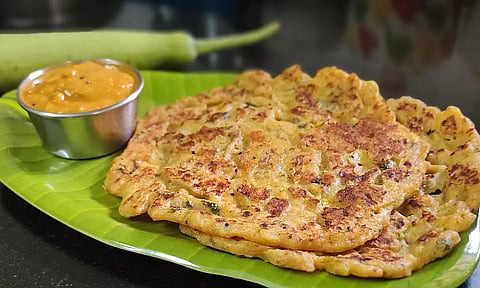 நீர்ச்சத்து, நார்ச்சத்து நிறைந்த சுரைக்காய் அடை