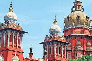 பெரியமேட்டில் மதுக்கடை திறக்க தடை- ஐகோர்ட்டு உத்தரவு