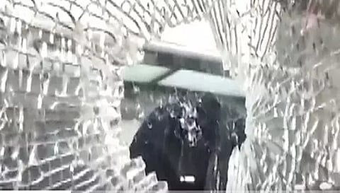 மேற்கு வங்காளத்தில் வந்தே பாரத் ரெயில் மீது கல்வீசி தாக்குதல்