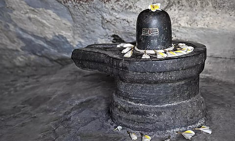 சிவலிங்க வகைகளும்... வழிபட்டால் கிடைக்கும் பலன்களும்...