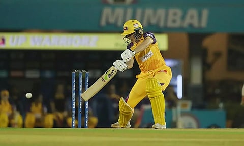மகளிர் பிரீமியர் லீக் கிரிக்கெட்: மும்பை அணிக்கு 160 ரன்கள் இலக்கு நிர்ணயித்தது உ.பி. வாரியர்ஸ்