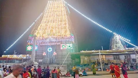 மேட்டூர் அருகே மாதேஸ்வரன் மலை கோவிலில் யுகாதி திருவிழா சிறப்பு பஸ்கள் இயக்கம்