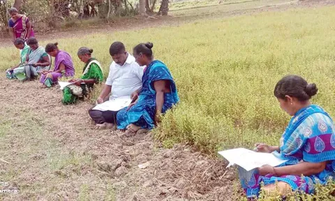 எழுத்தறிவு தேர்வு நடந்தது.