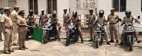 குற்றங்களை தடுக்க போலீசார் ரோந்து பணி தீவிரம்