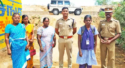 பள்ளியில் இடைநின்ற மாணவி.