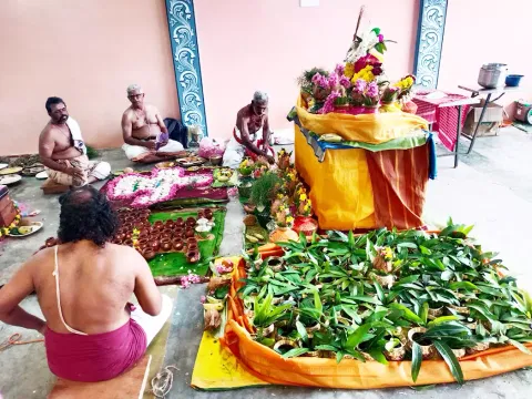 &nbsp;சங்காபிஷேகம் நடந்தபோது எடுத்த படம்