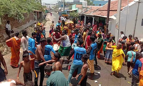 தீர்த்தகலச ஊர்வலம் நடைபெற்ற காட்சி.&nbsp;