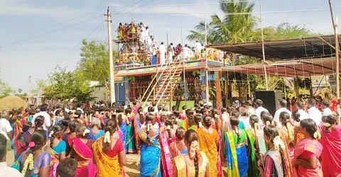 முத்துமாரியம்மன் கோவில் கும்பாபிஷேகம்