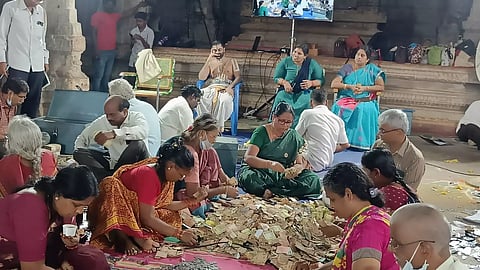 சோளிங்கர் லட்சுமி நரசிம்மர் கோவிலில் ரூ.43 லட்சம் உண்டியல் காணிக்கை