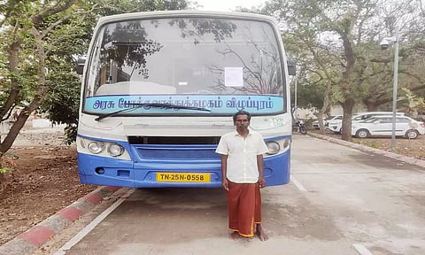 ஜப்தி செய்த அரசு பஸ்.