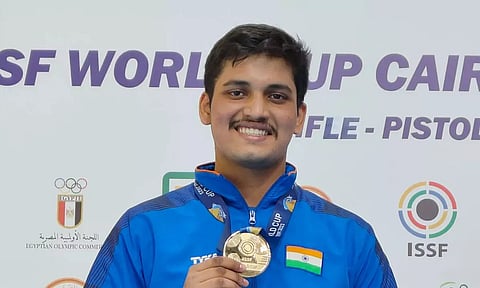 உலகக் கோப்பை துப்பாக்கி சுடுதல்- வெண்கலம் வென்றார் இந்திய வீரர் ருத்ராங்ஷ் பட்டீல்