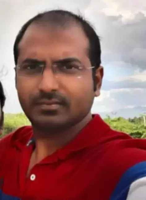 தற்கொலை செய்து கொண்ட டாக்டர் சதீஷ்குமார்.