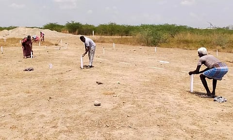 2-ம் கட்ட அகழாய்வுக்கு அளவிடும் பணி