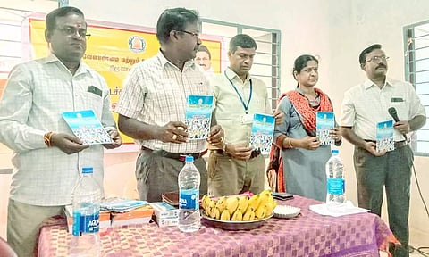 பருத்தி சாகுபடி தொழில்நுட்ப கையேடு வெளியிடப்பட்டது.