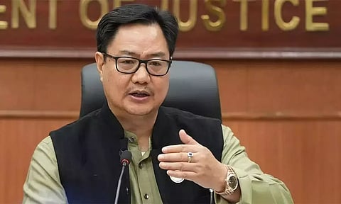 அவசர நிலை மூலம் ஜனநாயகத்தை காங்கிரஸ்தான் கொலை செய்தது: கிரண் ரிஜிஜூ விமர்சனம்