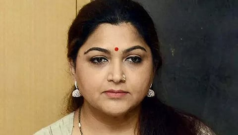 கல்லூரி மாணவிகளை ஆபாச படம் எடுத்த விவகாரம்- மகளிர் ஆணைய உறுப்பினர் குஷ்பு நேரில் விசாரணை