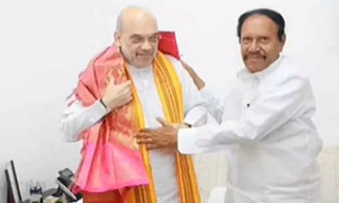 மத்திய உள்துறை மந்திரி அமித்ஷாவுடன் தம்பிதுரை திடீர் சந்திப்பு