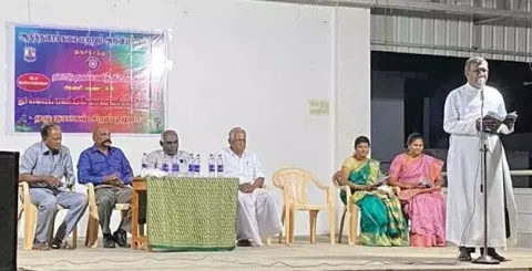 முகாம் நடந்த போது எடுத்த படம்.