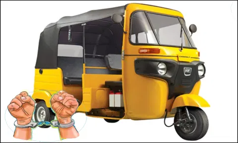 தொழிலாளியை தாக்கிய ஆட்டோ டிரைவர் கைது